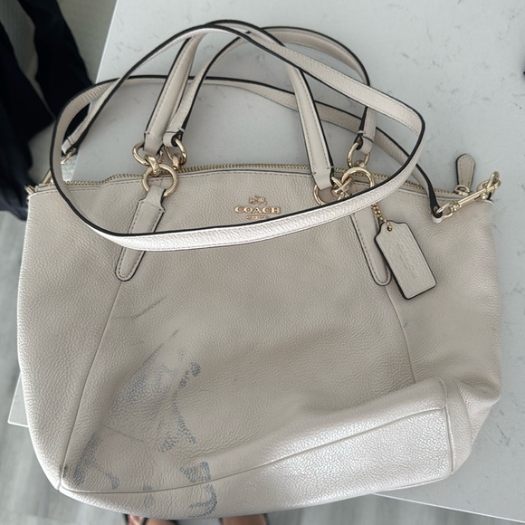 Coach Handbags - Coach purse